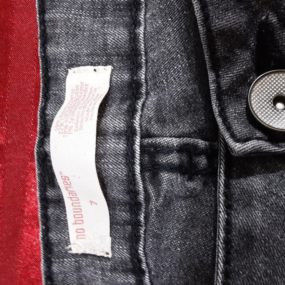 Pants - Picture 3 of 5
